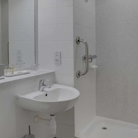 Best Western Pontypool Metro Hotel 